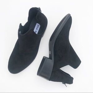 steve madden laramie suede cutout ankle boot